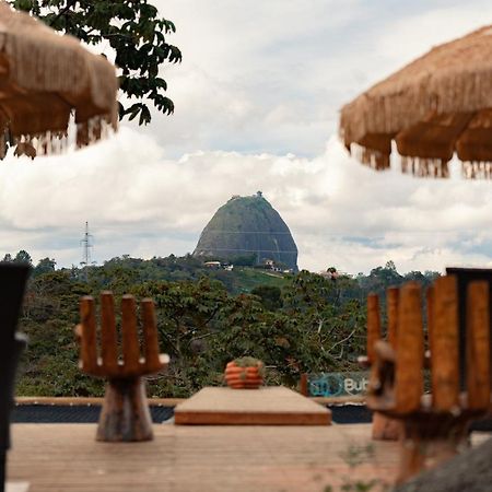 Hotel BubbleSky Glamping Guatapé Esterno foto